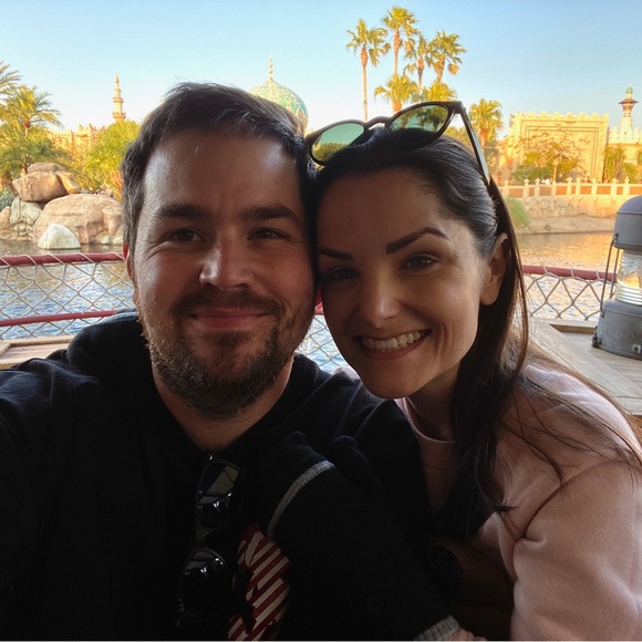 Meet your Posher, Amanda - Picture 3 of 3